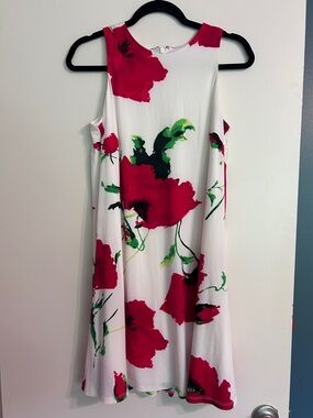Anne Klein White Sleeveless Dress with Red Floral Print